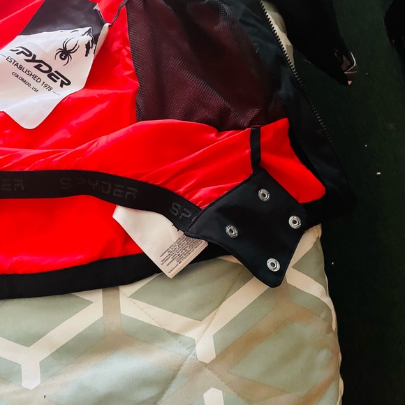 kids spider jacket size 14 removable hood - Picture 6 of 6